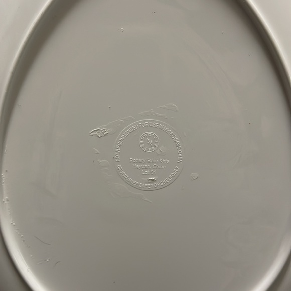 Pottery Barn Kids Peter Rabbit Plate Set - Picture 10 of 13